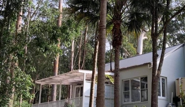 Diamond Guesthouse ~ Coast and Country Combined! in Diamond Beach