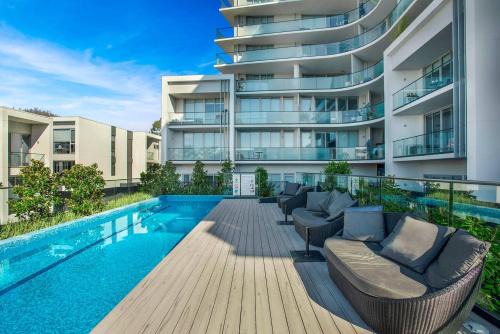 Doncaster Nook - Cosy Comfort with Heated Pool in Melbourne
