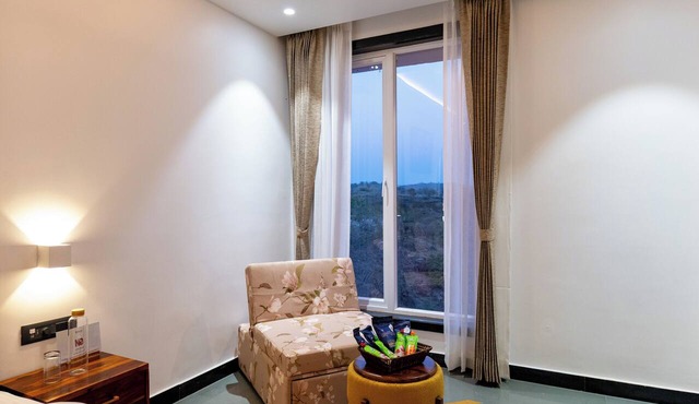 ELIVAAS Terra Estate 10 BHK Villa
