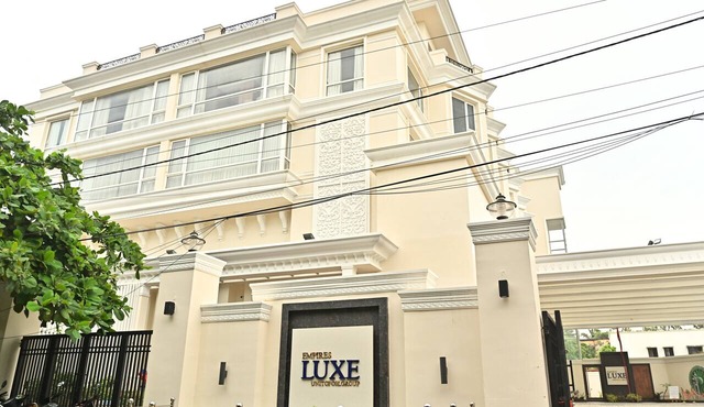 Empires Luxe in Puri