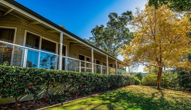Escape the everyday overlooking Mount Gibraltar in Bowral