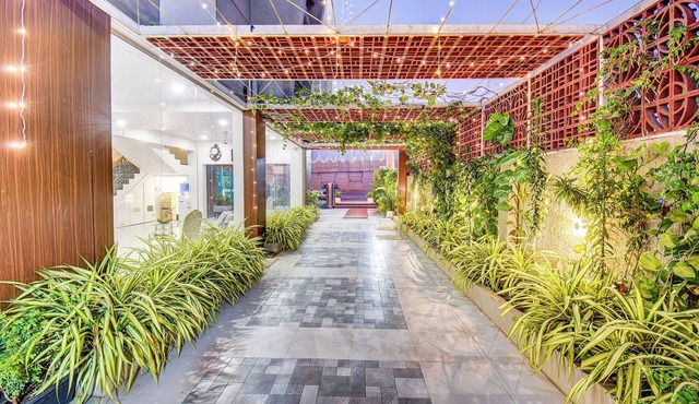 FabHotel Prime Chhappan