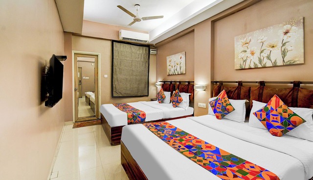 Fabhotel Arastu Plaza