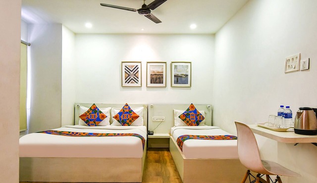 Fabhotel Globe Express