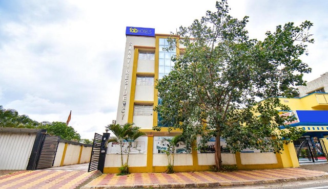 FabHotel Himalay Guest House Saanvi Residency