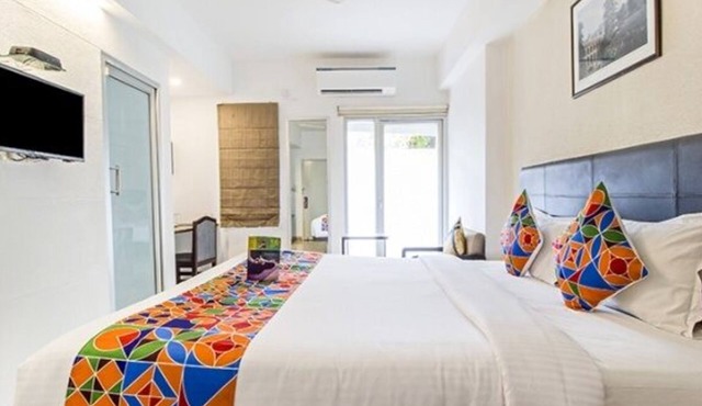 FabHotel Kalyan