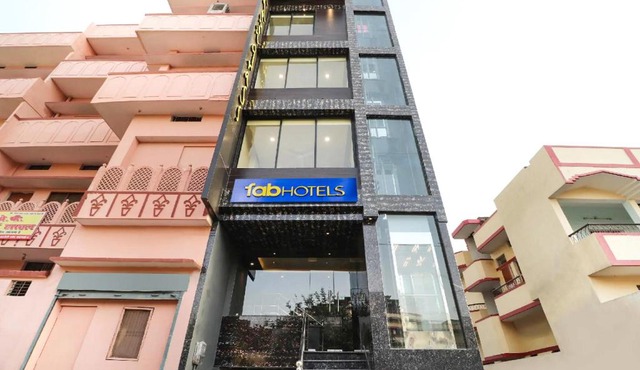 FabHotel Lemon Grass - Assi Ghat
