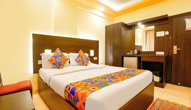 FabHotel Manoshanti - Nr. Big Daddy Casino