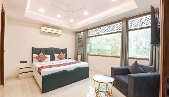Fabhotel Park View
