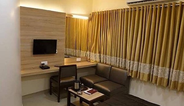 Fabhotel Rajdhani Ii