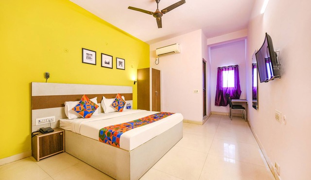 FabHotel Royal Discovery