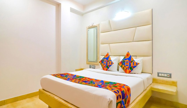 Fabhotel Ruklo