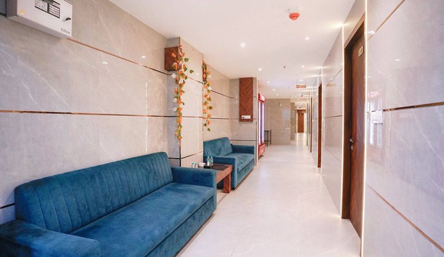 Fabhotel Sunday Residency
