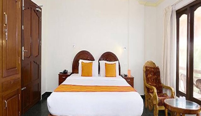 Fabhotel Wateredge Beach Resort
