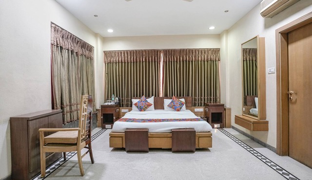 Fabhotel Welcome Apartments