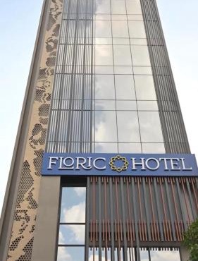 Floric Hotel in Jāmb