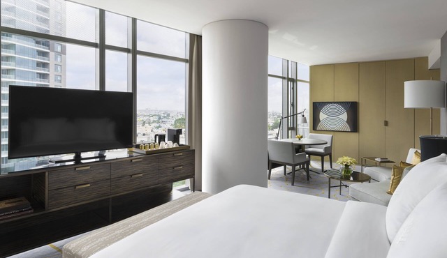 Four Seasons Hotel Bengaluru at Embassy One