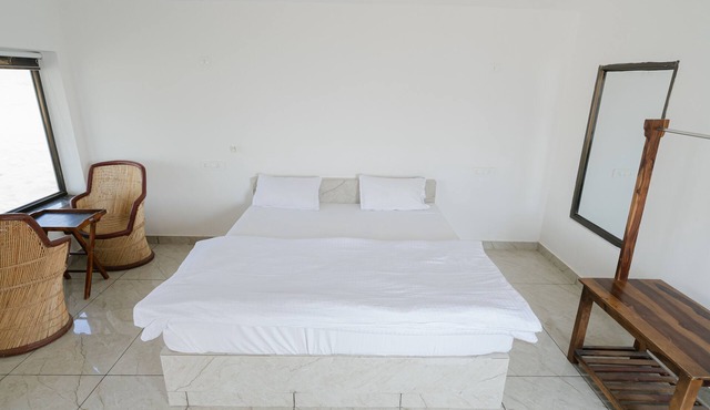 Golden Sands Desert Camp and Resort in Bikaner