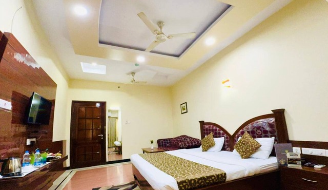 Grand residency