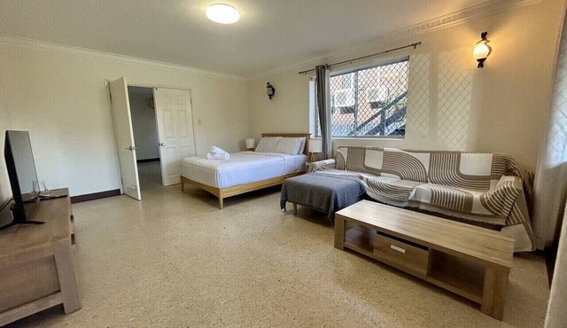 Great Value Stay in Robertson | 5 mins to Shops in Robertson