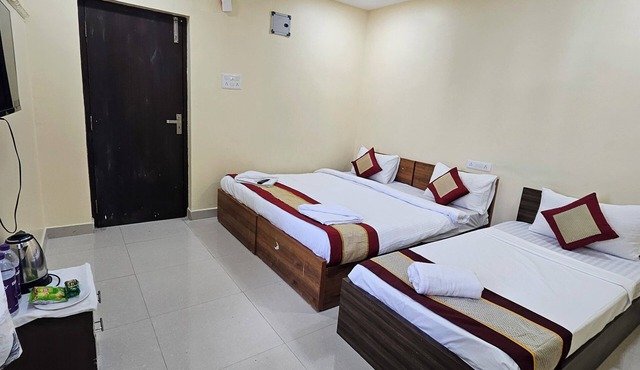 GT Empire Hotel-Near SRM University in Chennai