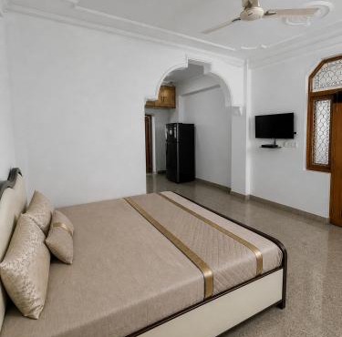Hafsa's Home Stay Premium and Affordable