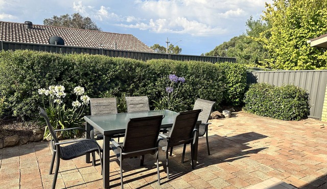 Hawker BnB - Pet Friendly - All pets are welcome in Hawker