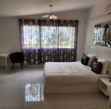 Hello-Guyane, Marina 6, Suite Prestige 5 étoiles in Saint-Laurent du Maroni