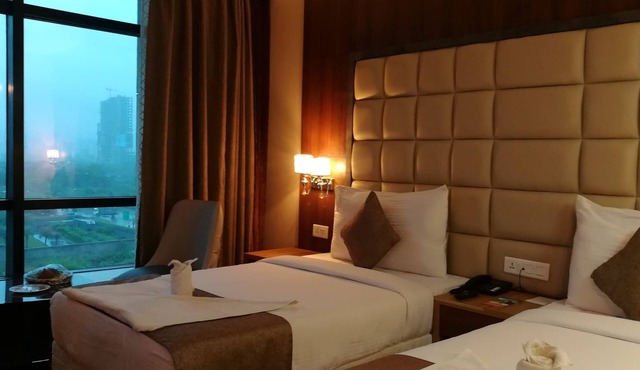 Hide Away Suites in Noida