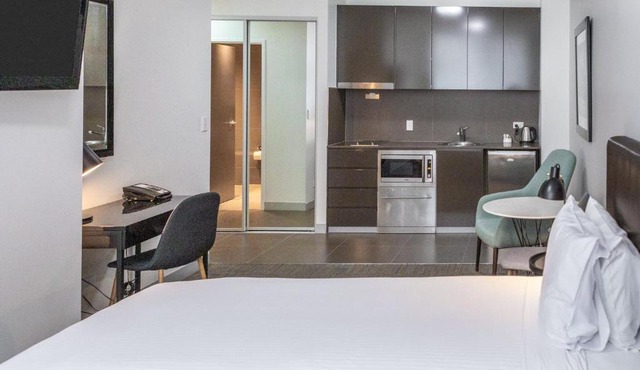 Holiday Inn & Suites Sydney Bondi Junction by IHG