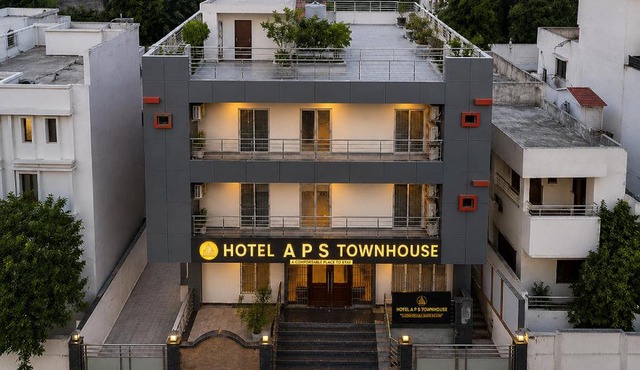 Hotel A P S Townhouse