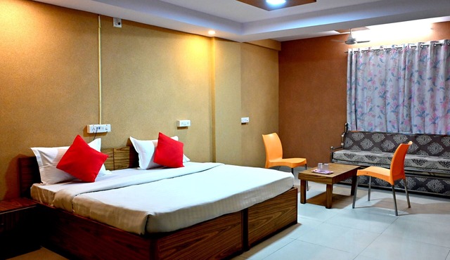 HOTEL AERON PLAZA