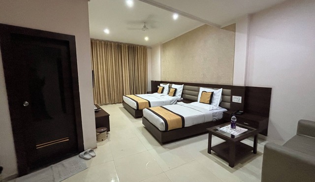 Hotel Akanksha