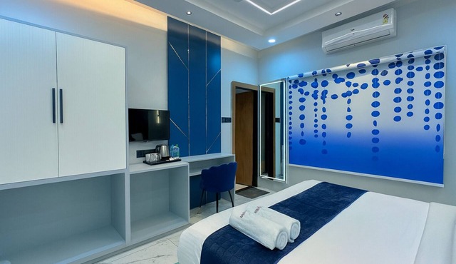 Hotel Benchmark Prime in Indore