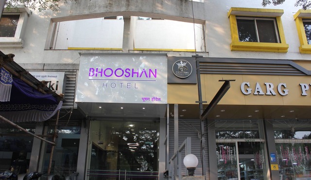 Hotel Bhooshan Airport road