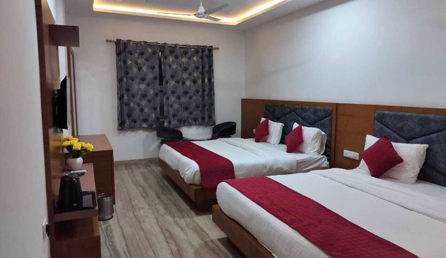 Hotel Brij Palace And Restaurant