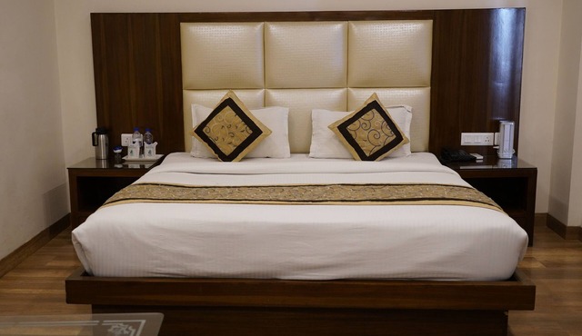 HOTEL DHARAMSHALA PARADISE