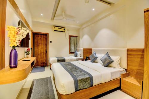 Hotel Galaxy Inn, Shirdi
