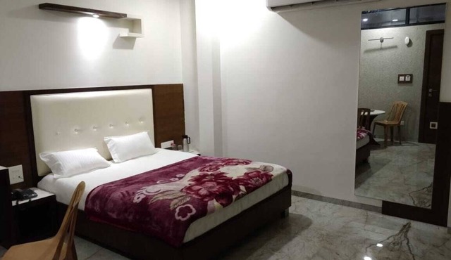 Hotel Geetanjali