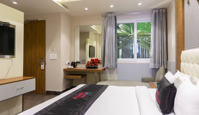 Hotel Gems Inn in Vikasnagar