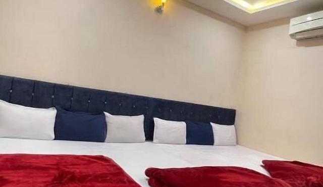 HOTEL GLOBAL in Ujjain