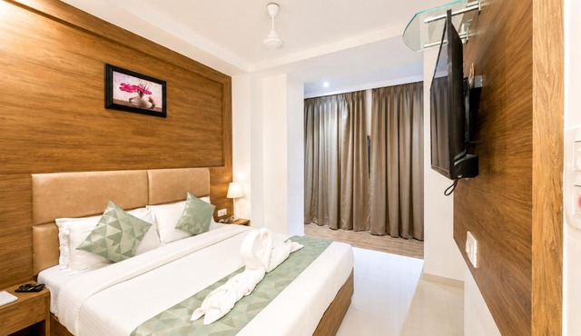 Hotel Golden Palm Legacy