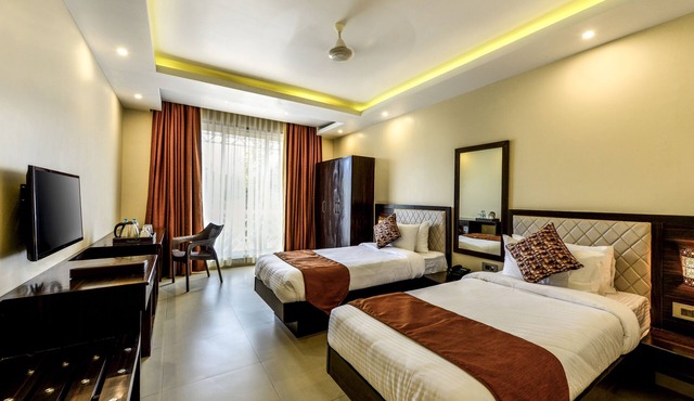 Hotel Golden Plateau