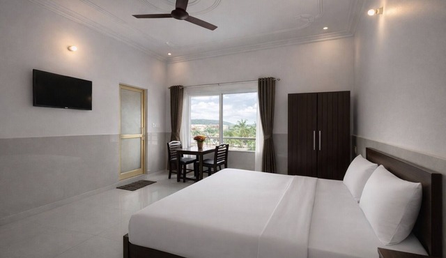 Hotel Govind Palace Near Ganga in Rishikesh