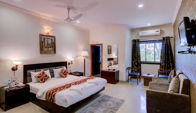 Hotel Heera Excutive