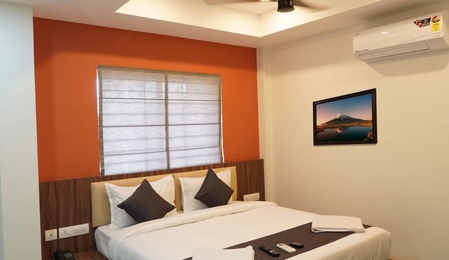 Hotel Hive Inn