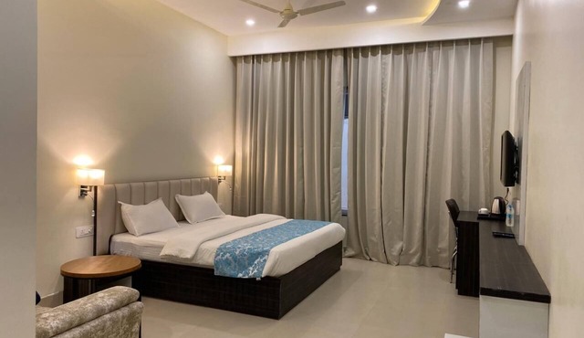 Hotel Jasmine Grand in Haldwani