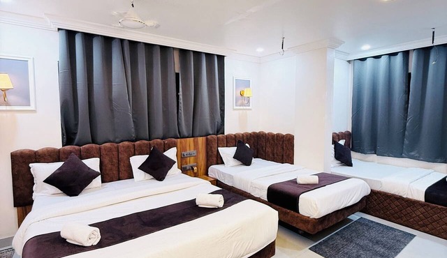Hotel JK palace