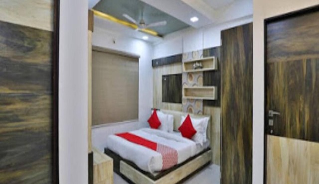Hotel Krishna Palace
