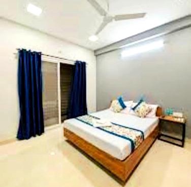 Hotel L-LuxuriousLodge Suites